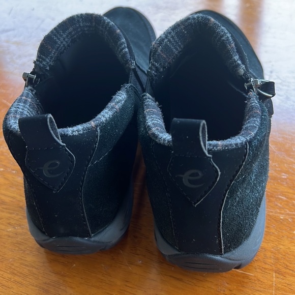 Easy Spirit Boots - Picture 2 of 5